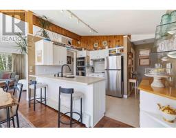 Foyer - 2612 Highway 329, Northwest Cove, NS B0J1J0 Photo 8