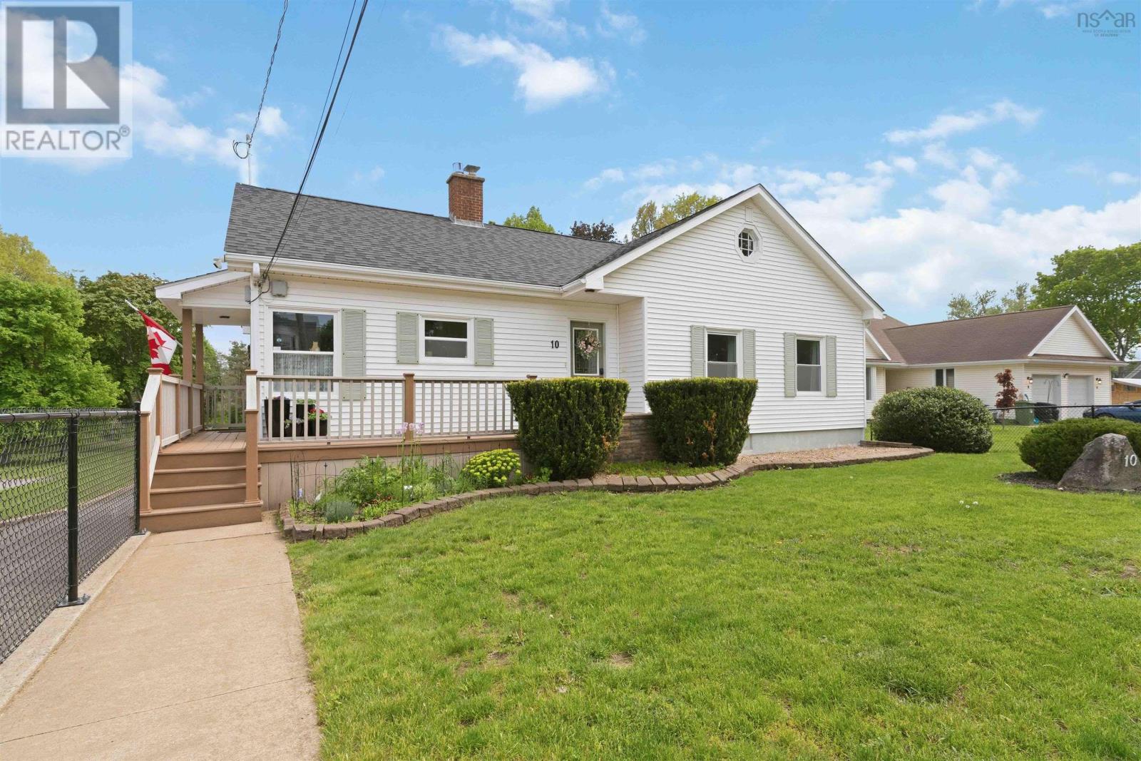 10 Connaught Ave Avenue - 1