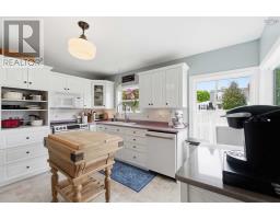 Utility room - 10 Connaught Ave Avenue, Middleton, NS B0S1P0 Photo 11