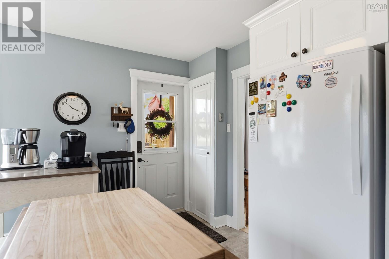 10 Connaught Ave Avenue - 15
