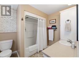 10 Connaught Ave Avenue, Middleton, NS B0S1P0 Photo 24
