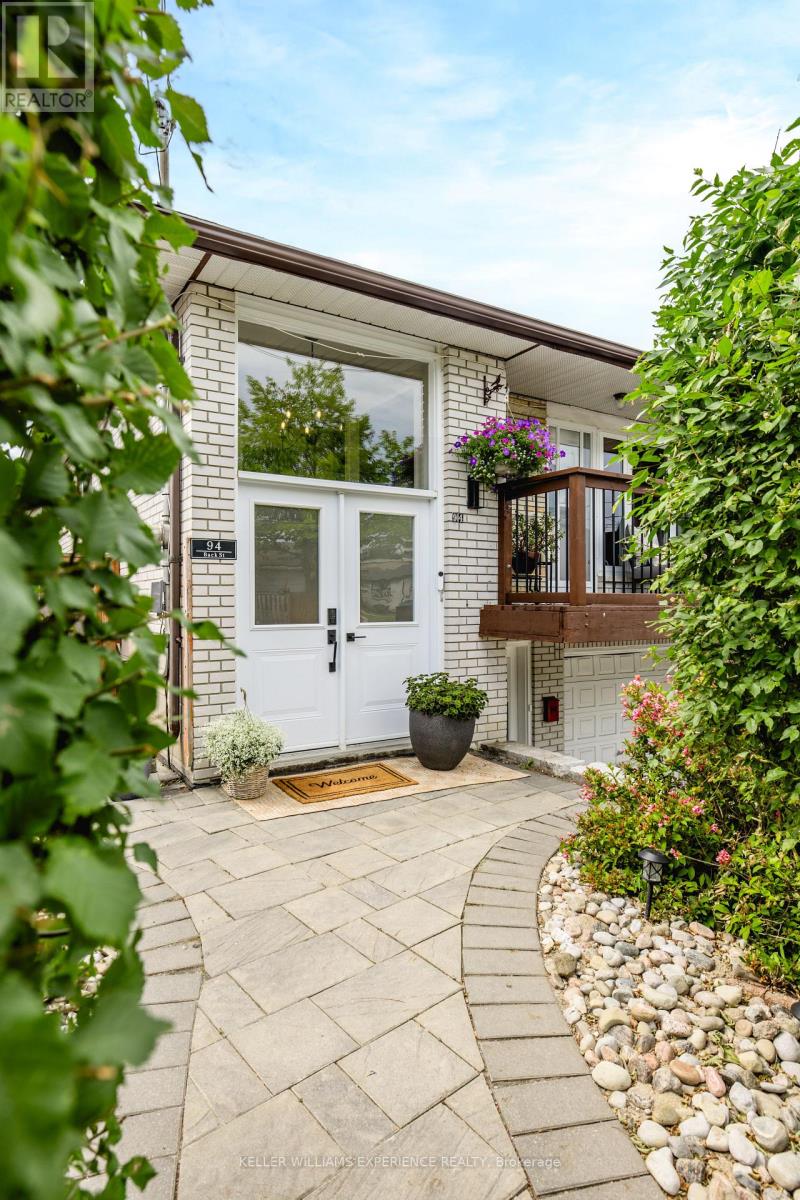 94 BACK STREET - 2