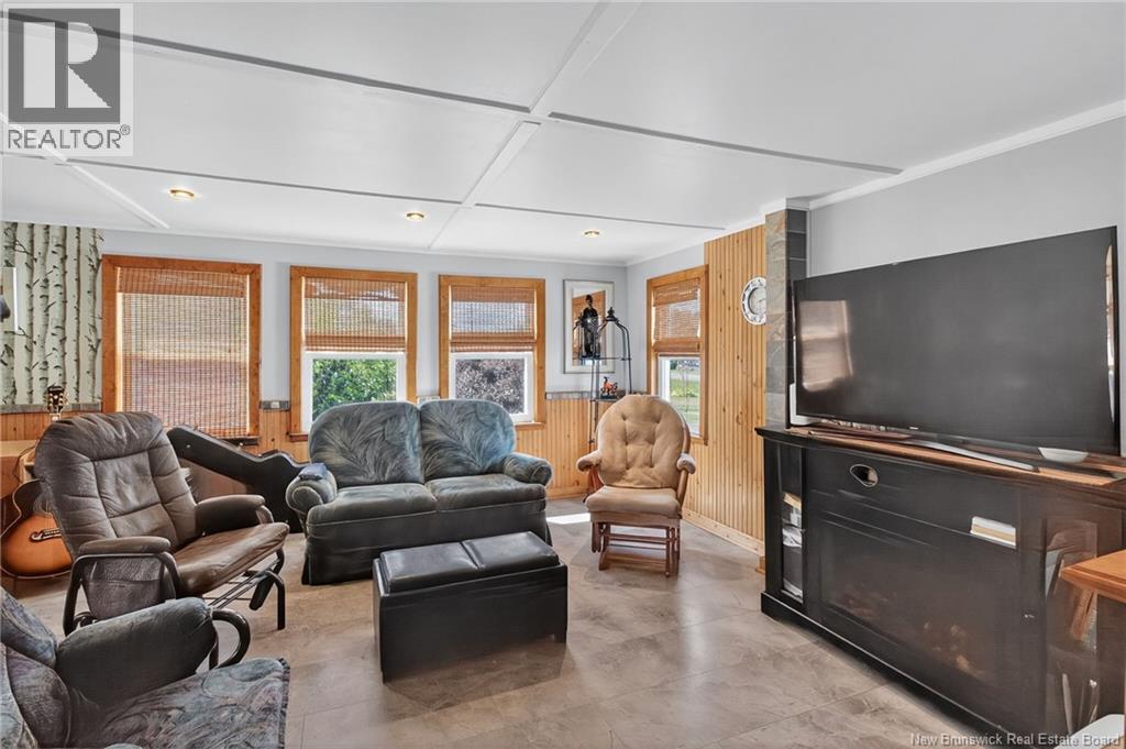 1677 Saint Ignace Street - 11