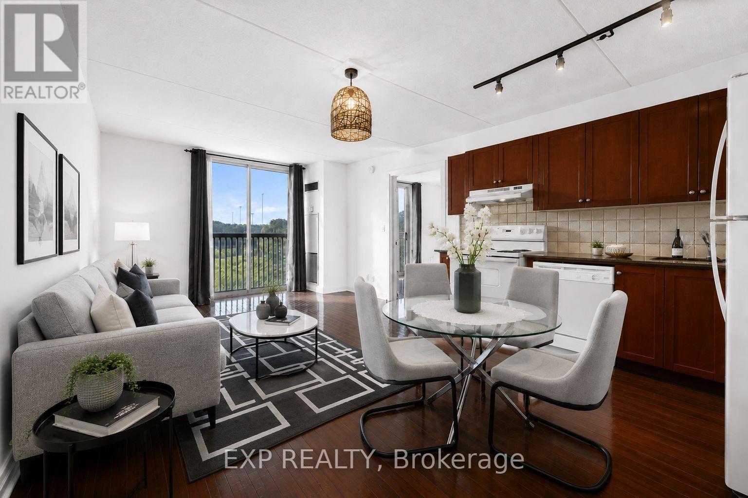#312 2737 KEELE STREET - 12
