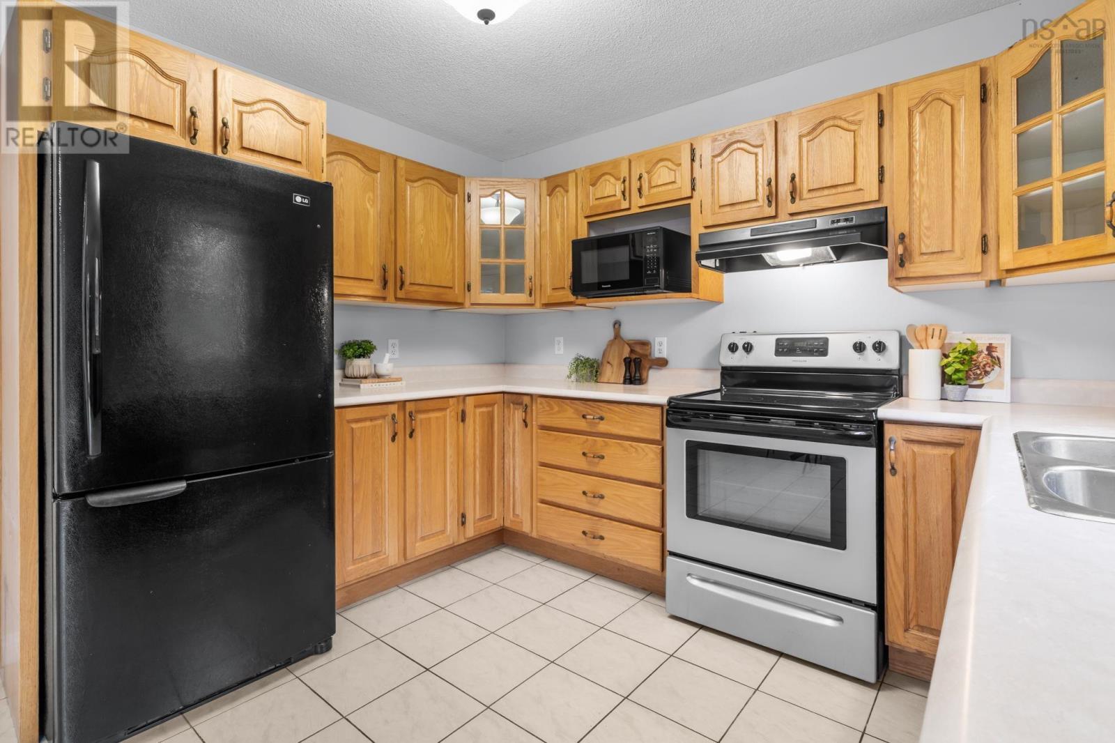 142 Stoneybrook Court - 10