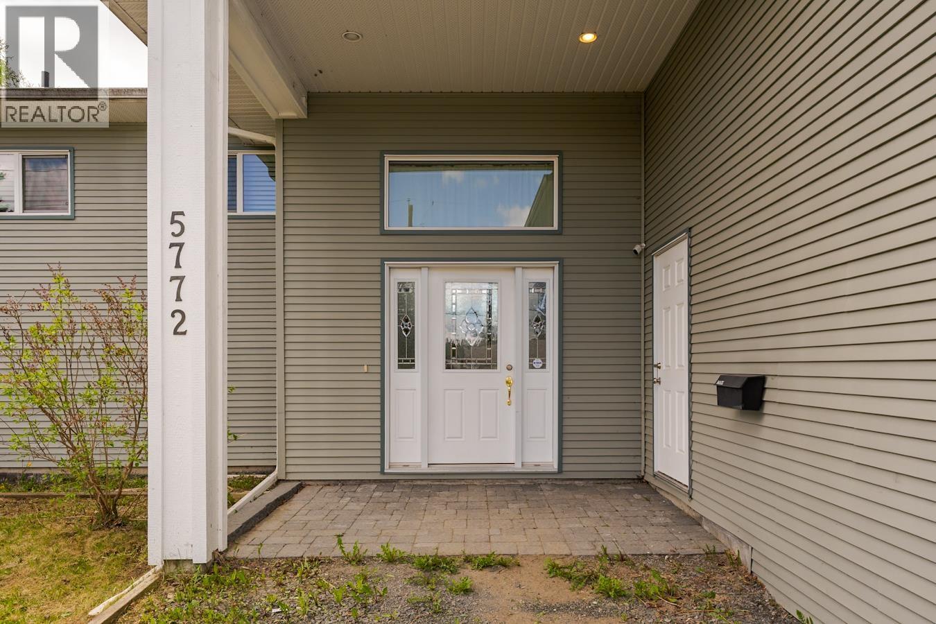5772 HEYER ROAD - 4
