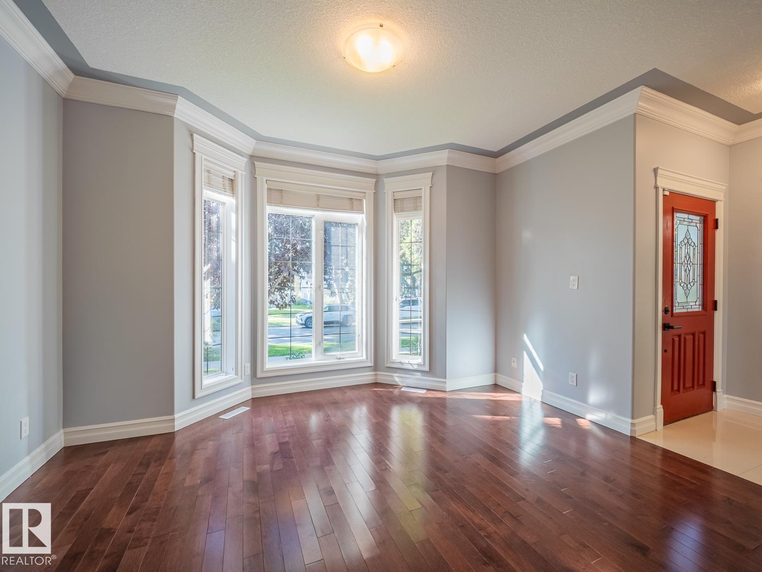 10650 67 AV NW, Allendale, Edmonton photo 3