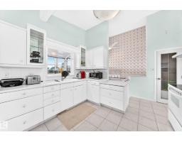 3311 104 Av Nw, Edmonton, AB T5W0A8 Photo 12