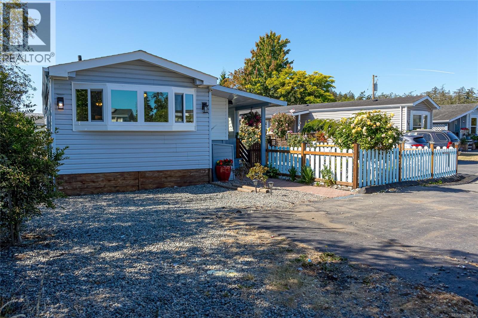 #64 7701 Central Saanich Rd - 18