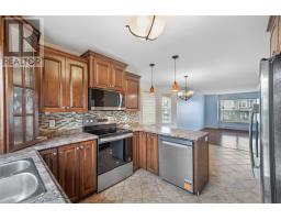 15 Hartland Avenue thumbnail 10