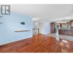 15 Hartland Avenue thumbnail 6