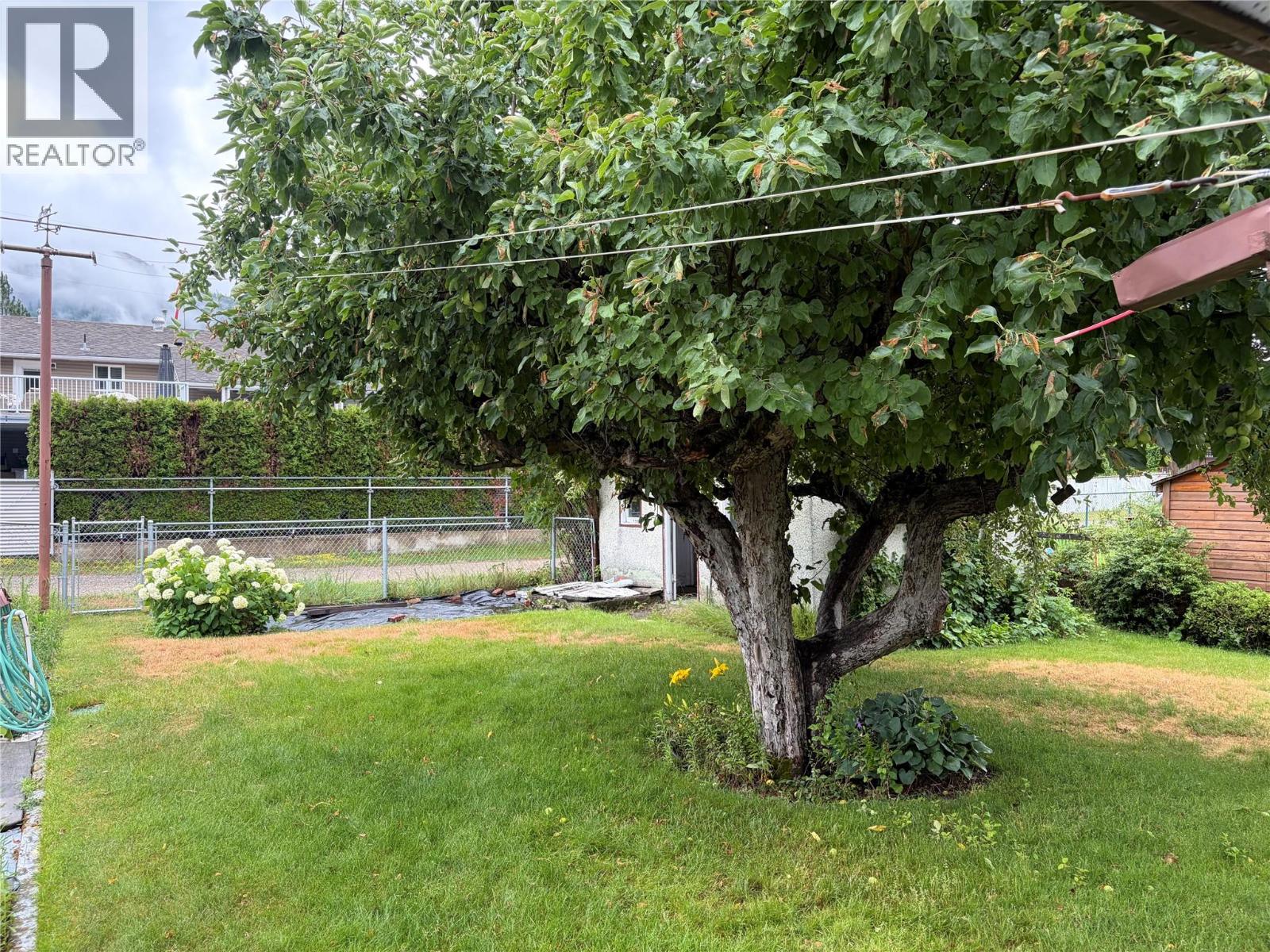 355 9th Avenue - Image 8
