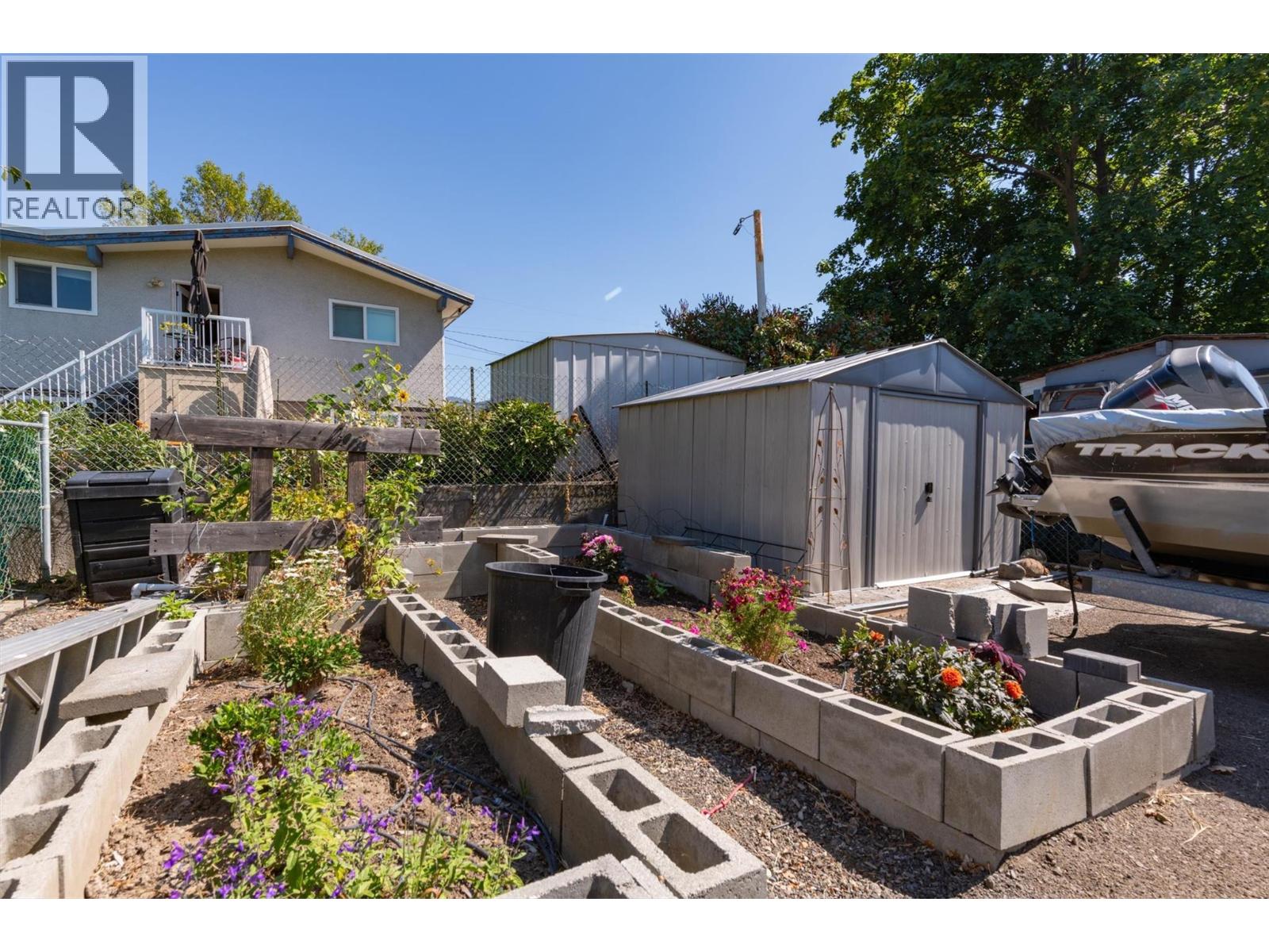  450 Holbrook Road West, Kelowna