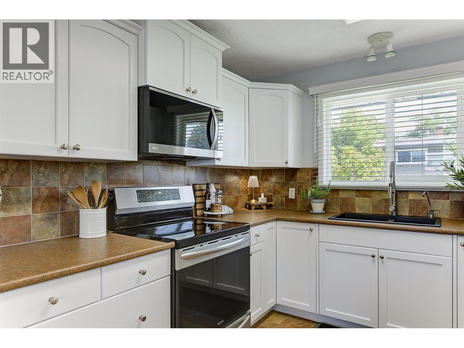  450 Holbrook Road West, Kelowna