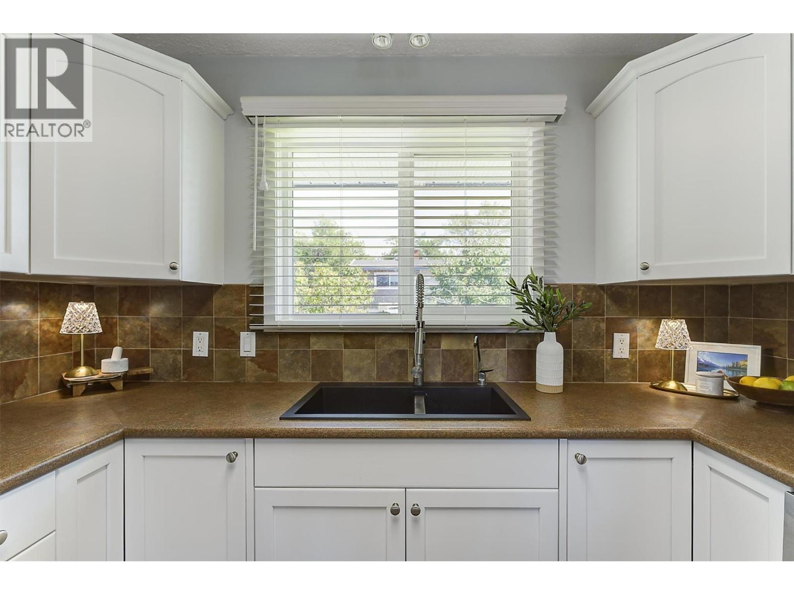  450 Holbrook Road West, Kelowna