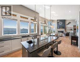 2498 Winifred Road, Naramata, BC V0H1N1 Photo 17