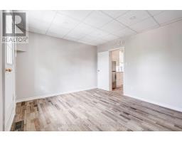 Upper Unit 2 - 2443 Dundas Street W, Toronto, ON M6P1X3 Photo 8