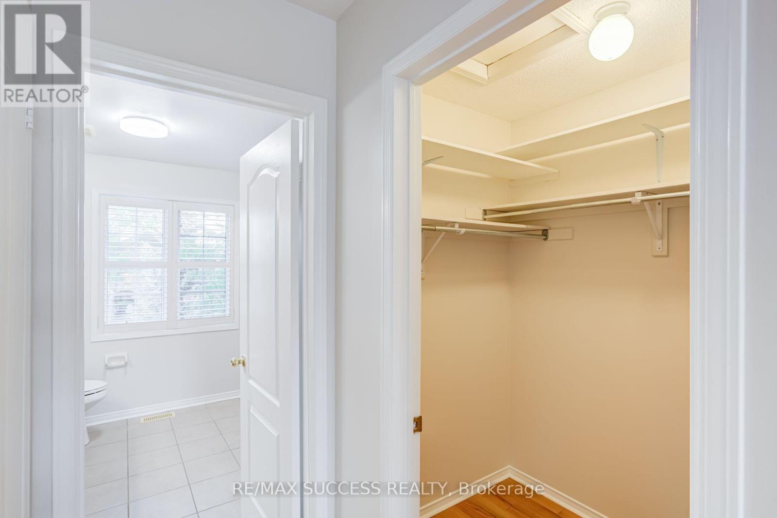 54 FERNCROFT PLACE - 27