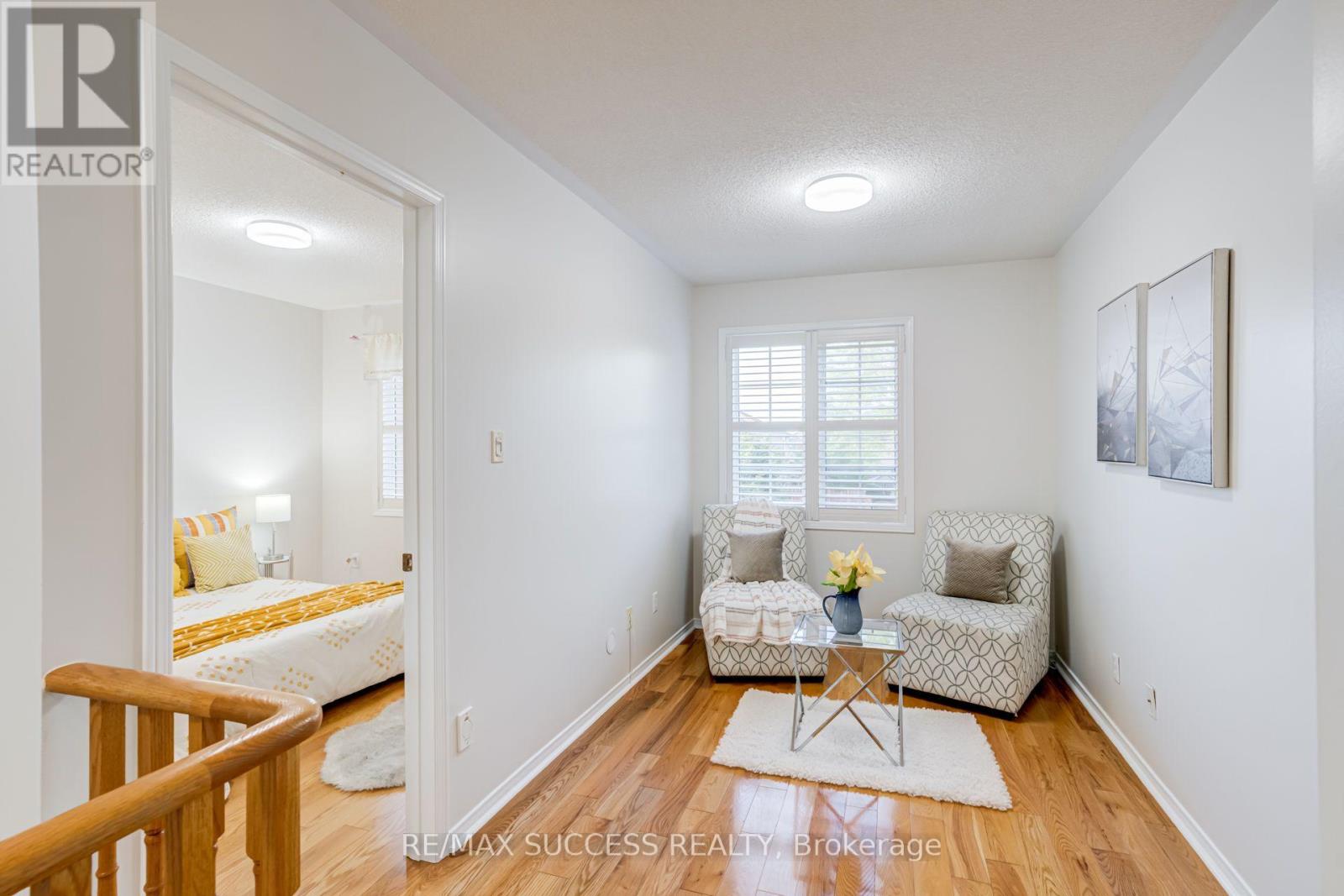 54 FERNCROFT PLACE - 32
