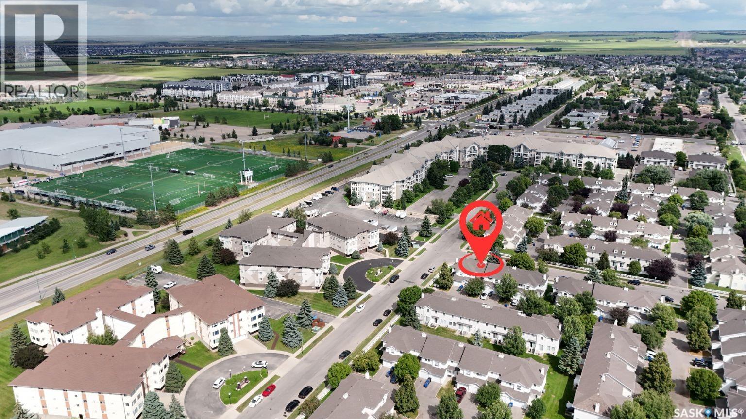 2 110 Keevil CRESCENT