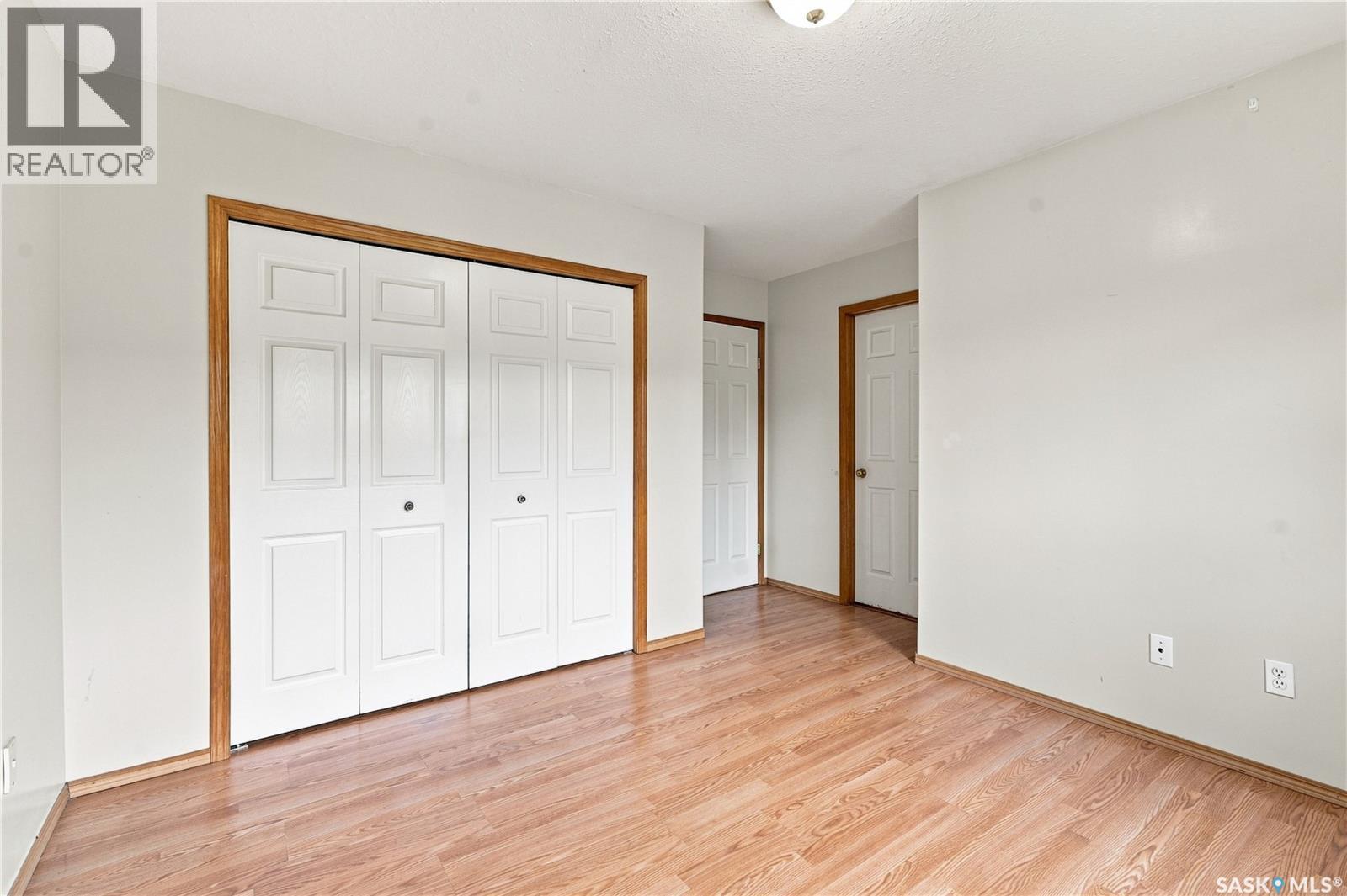 #2 110 Keevil CRESCENT - Image 18