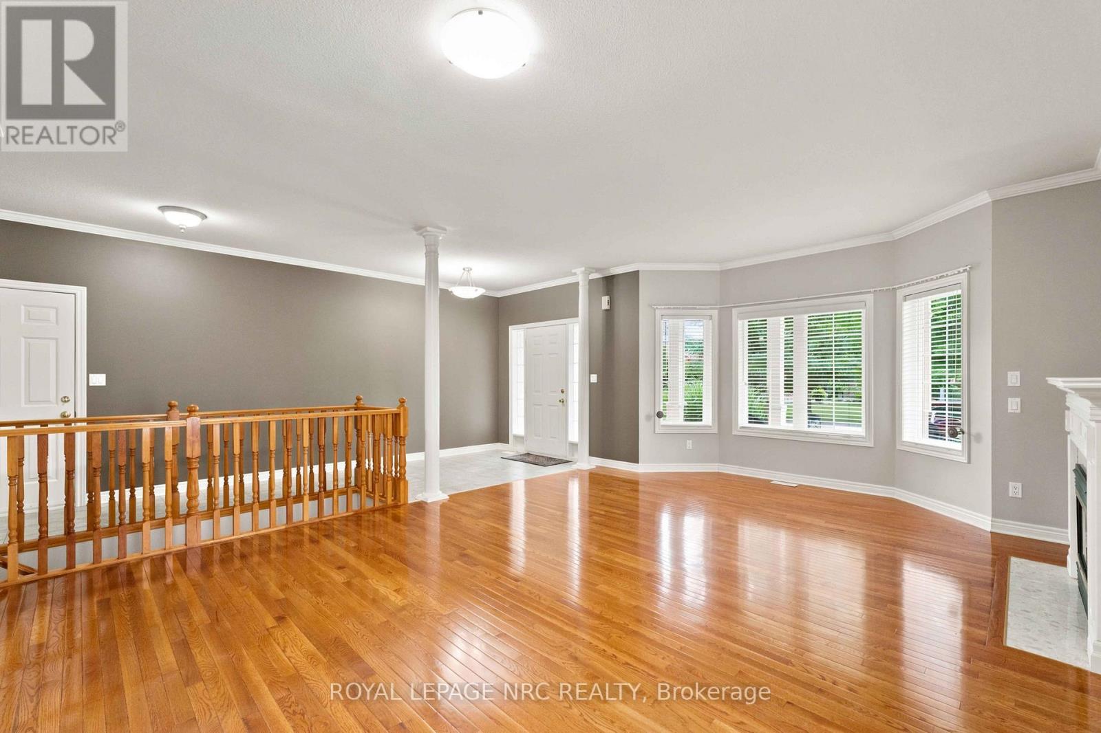 42 LORETTA DRIVE - 8