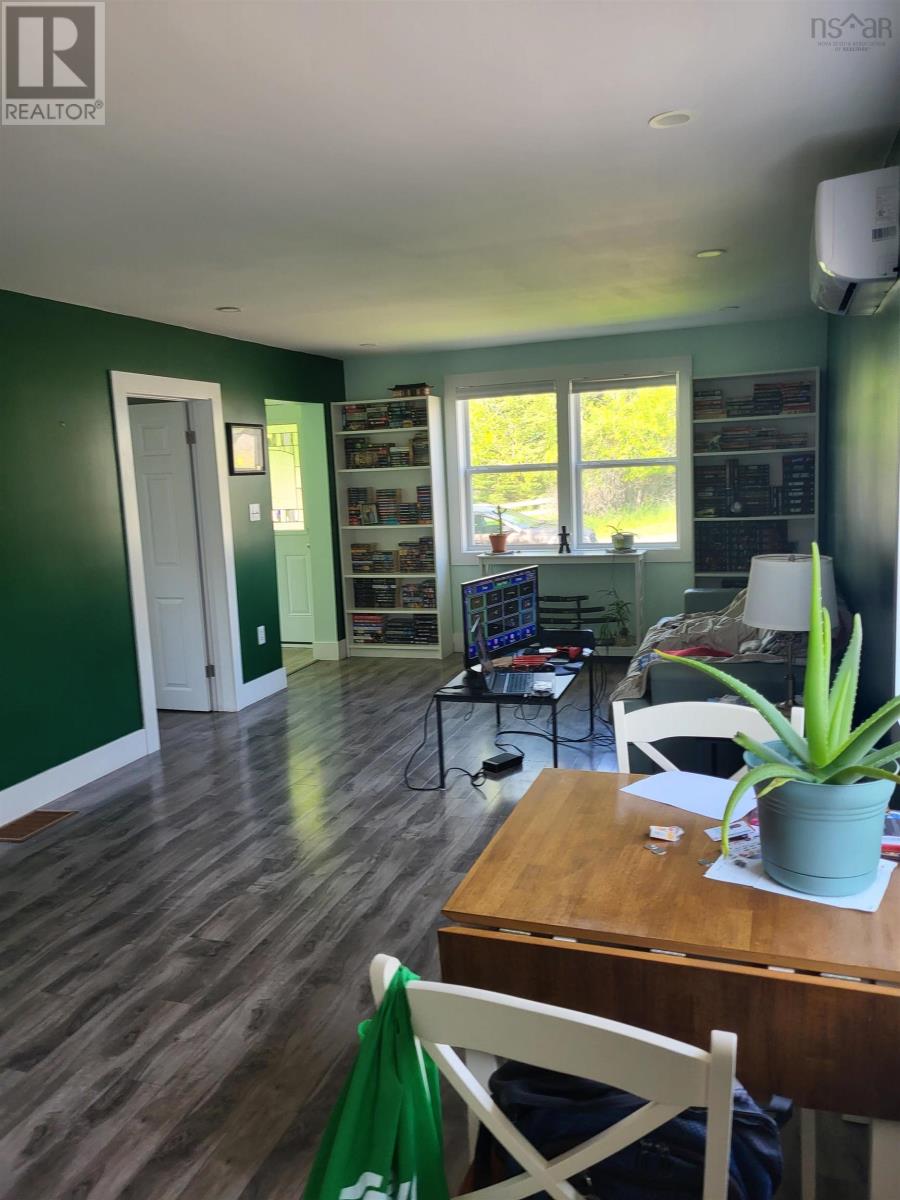 Property 10 of 22 of 44 Kaulback Street
