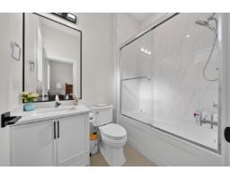 19742 33 Avenue, Langley, BC V3A0N9 Photo 16