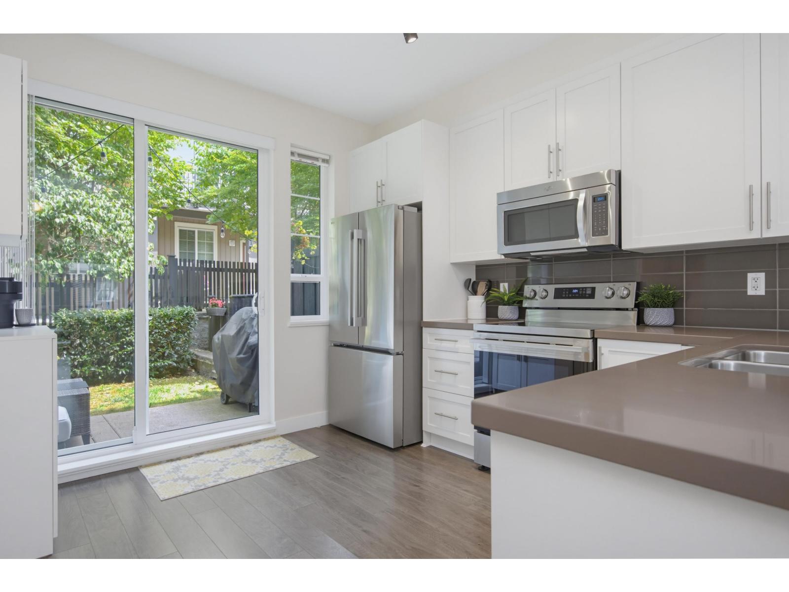 51 4967 220 STREET, Langley