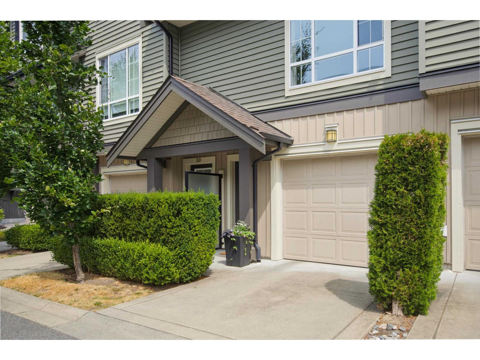 51 4967 220 STREET, Langley