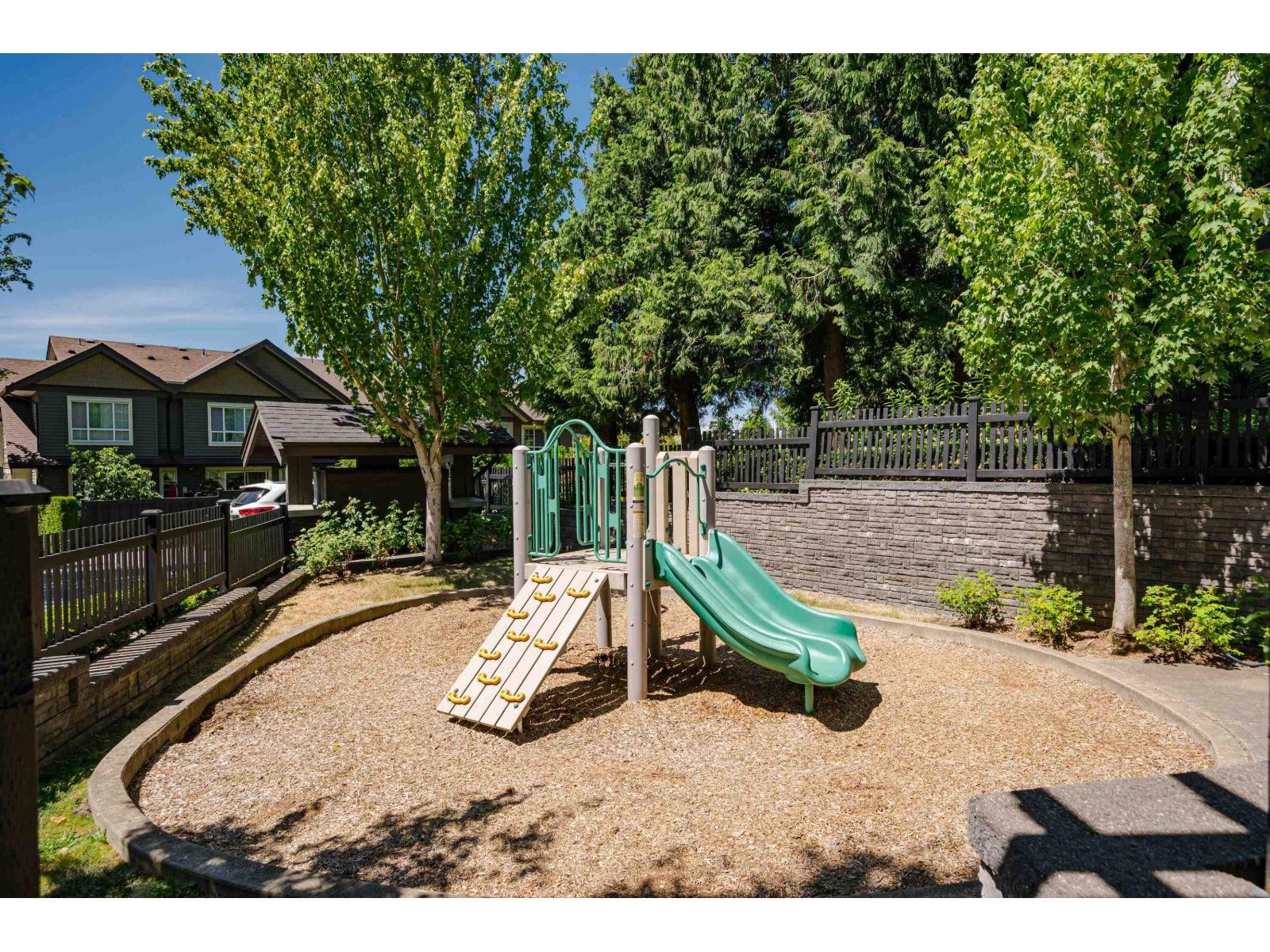 51 4967 220 STREET, Langley