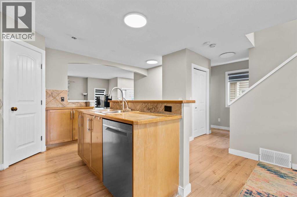 303 Saddlebrook Way NE - 4