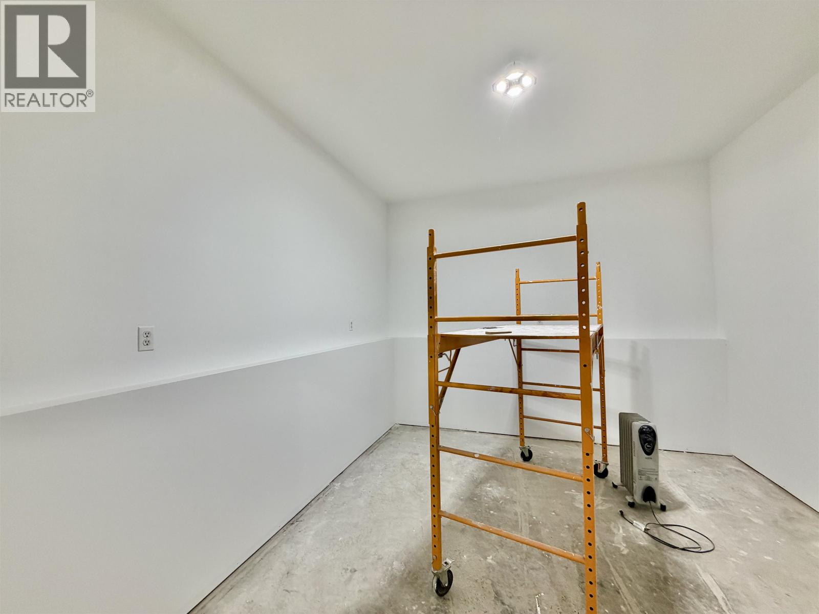6611 BISS ROAD - 21