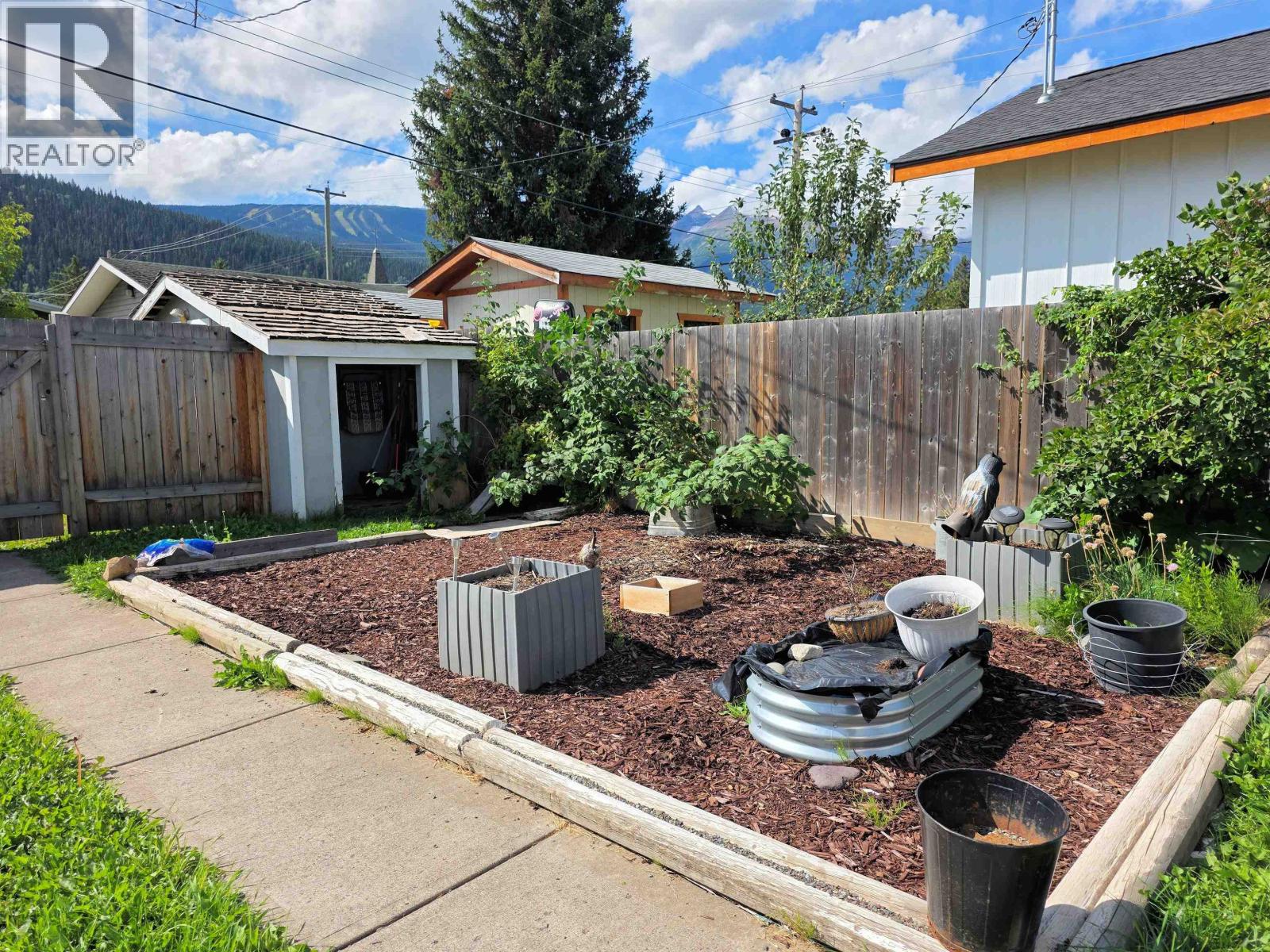 3983 SECOND AVENUE - 7