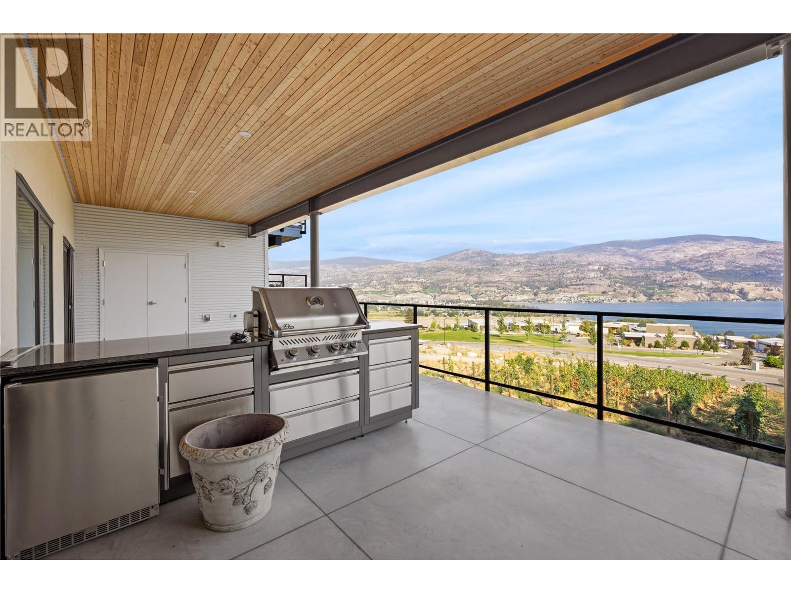 #422 400 Vista Park - 10