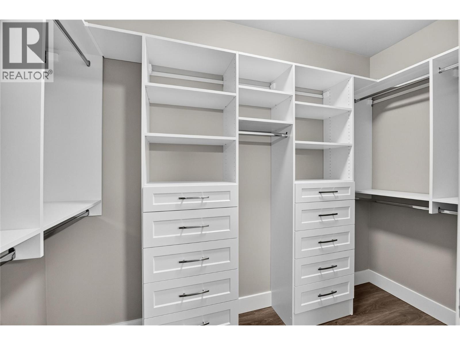 #422 400 Vista Park - Image 19