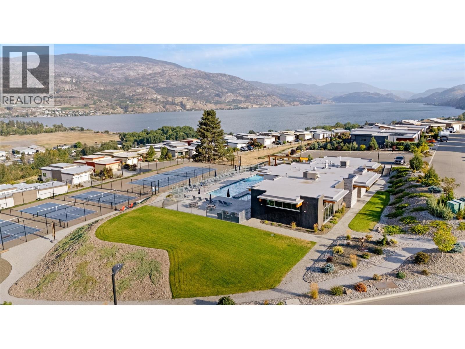 #422 400 Vista Park - 28