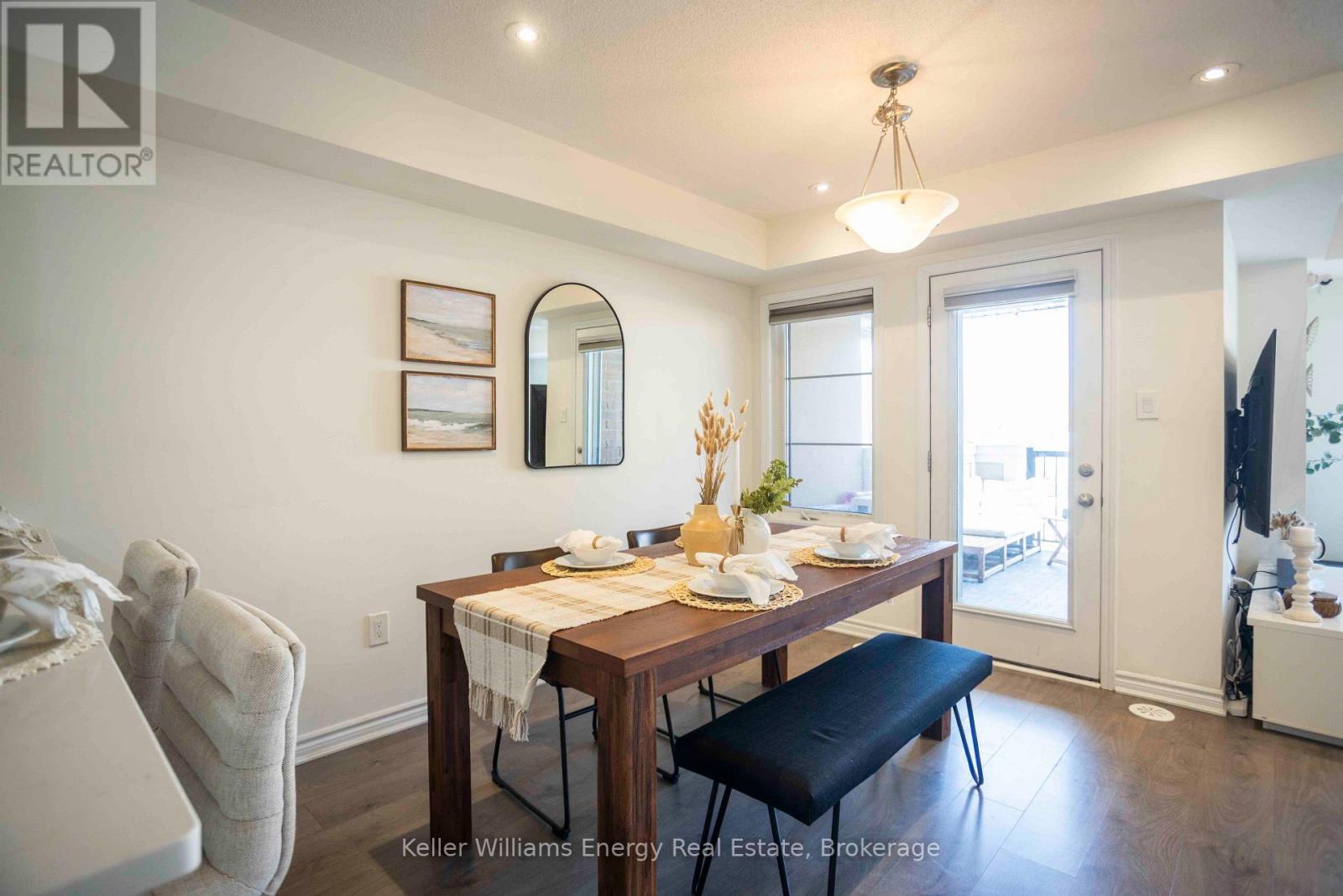 104 HOWE AVENUE - 10