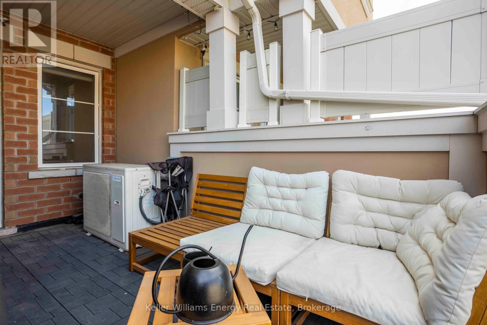104 HOWE AVENUE - 30