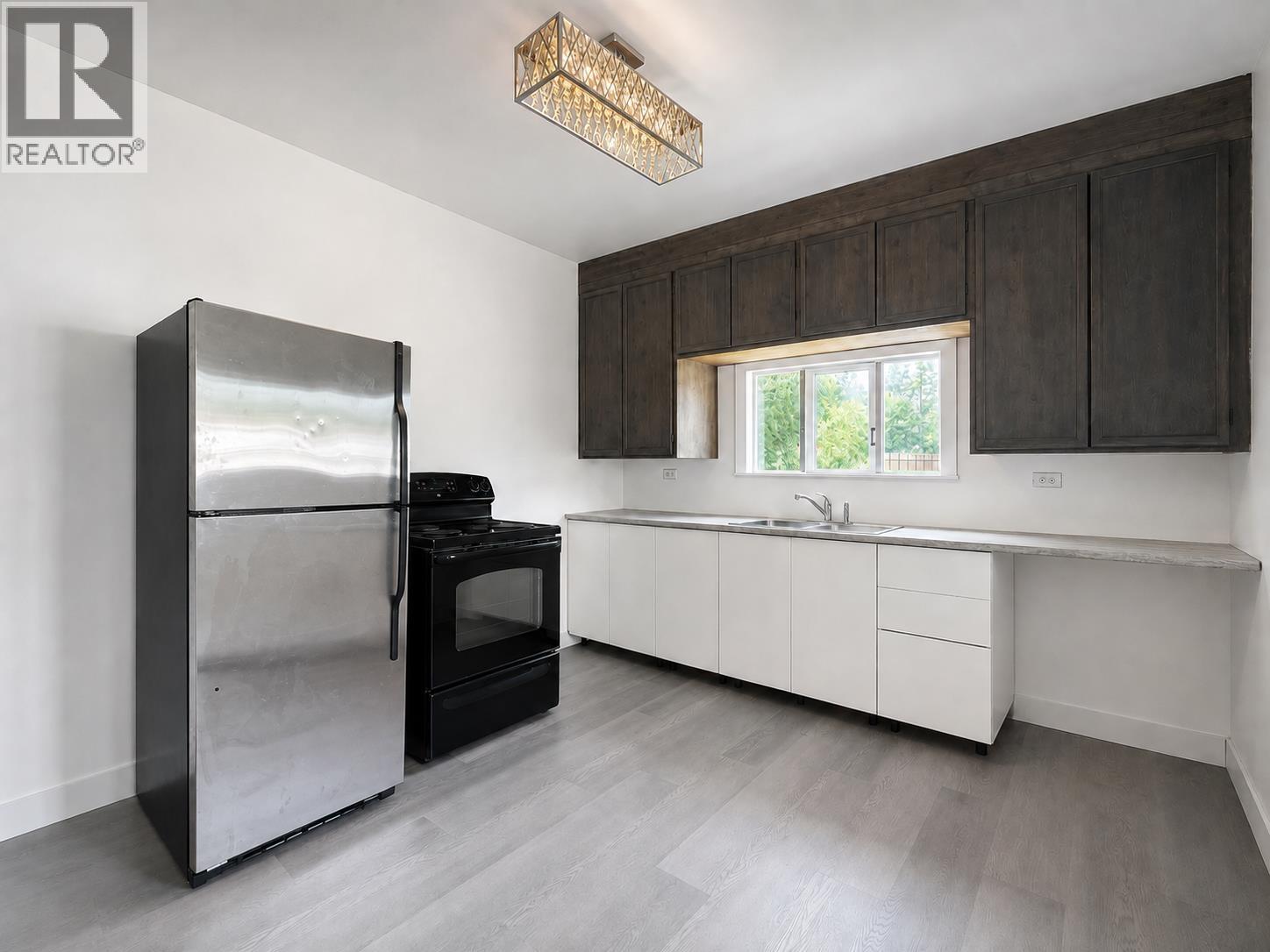 2146 MCLAREN ROAD - Image 3