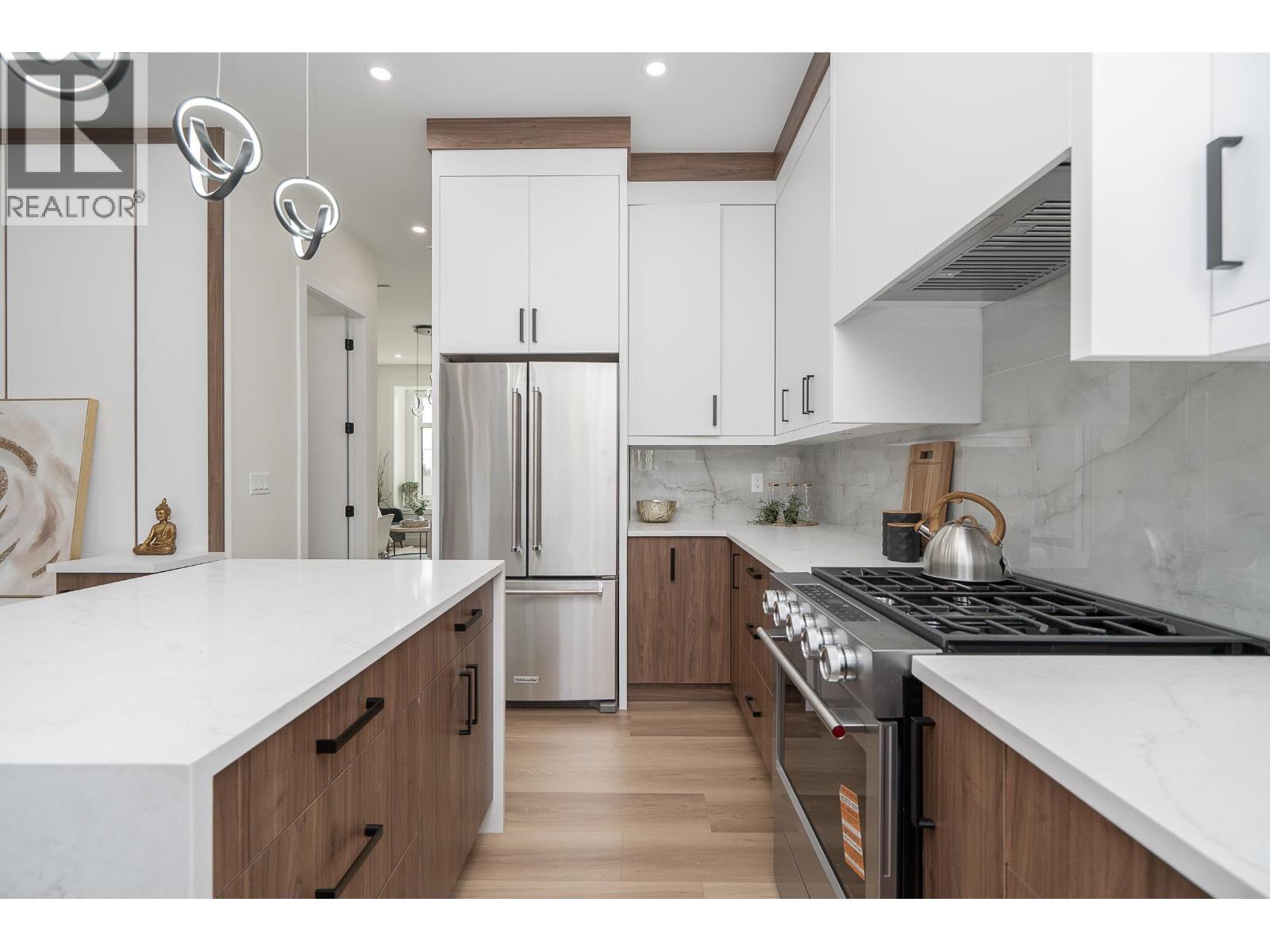 4 Bed, 4 Bath Apartment for Sale in Coquitlam – 102 1149 DANSEY AVENUE, Coquitlam – MLS# R3159391 - Image 11