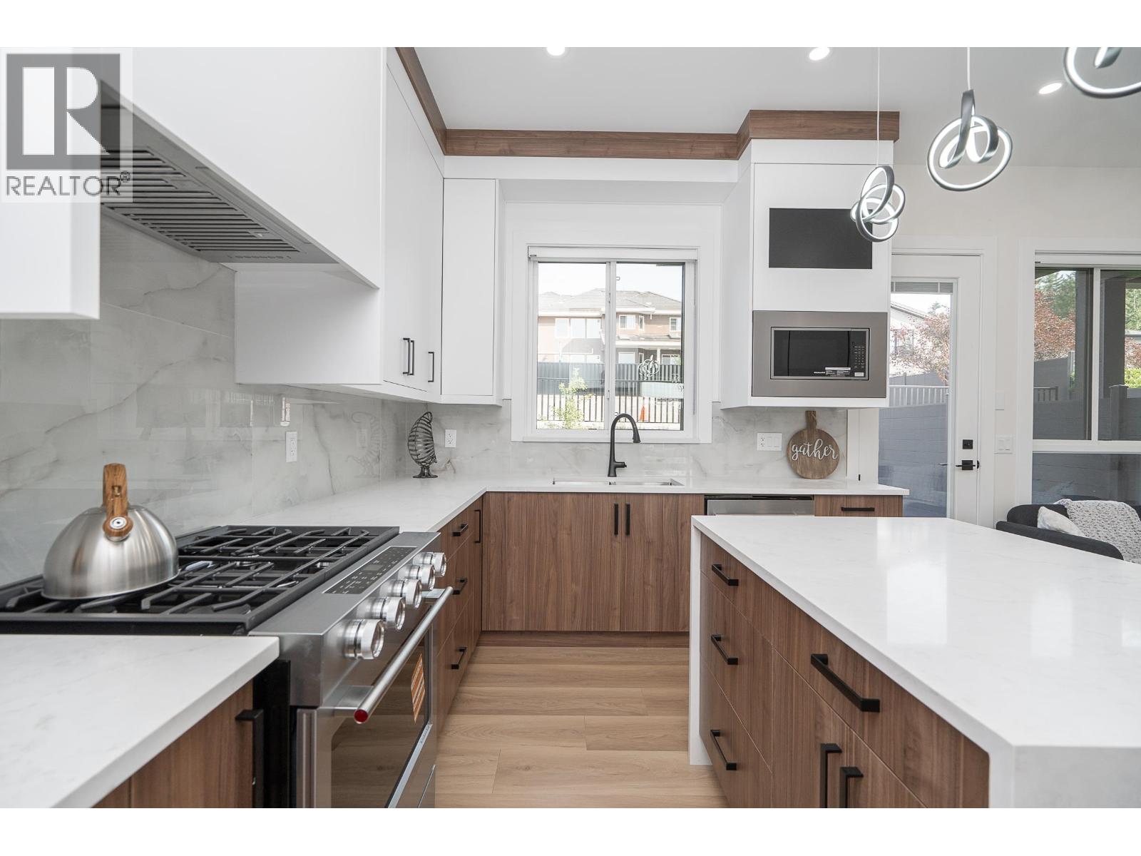 4 Bed, 4 Bath Apartment for Sale in Coquitlam – 102 1149 DANSEY AVENUE, Coquitlam – MLS# R3159391 - Image 12