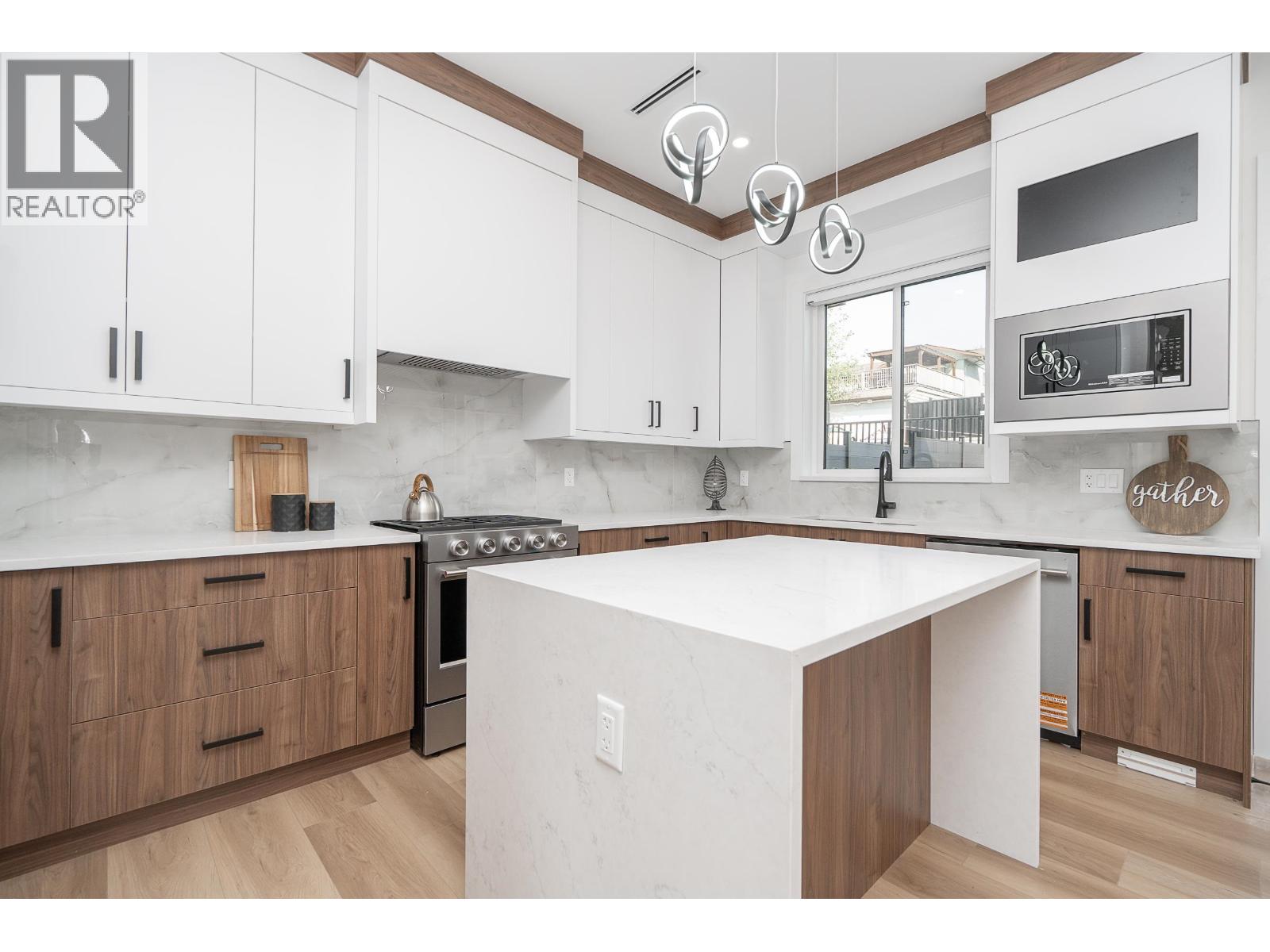 4 Bed, 4 Bath Apartment for Sale in Coquitlam – 102 1149 DANSEY AVENUE, Coquitlam – MLS# R3159391 - Image 8