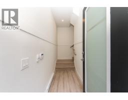 207 7161 17th Avenue, Burnaby, BC V3N0K1 Photo 7