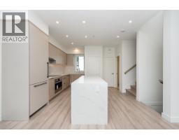 207 7161 17th Avenue, Burnaby, BC V3N0K1 Photo 8