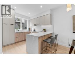 210 7161 17th Avenue, Burnaby, BC V3N0K1 Photo 6