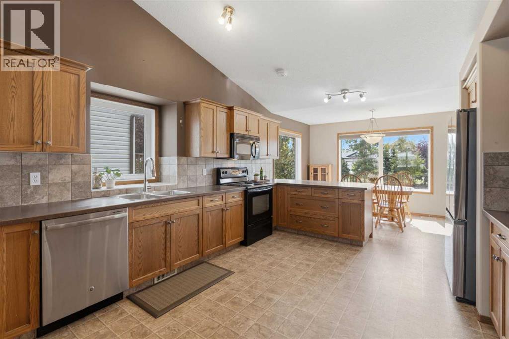 499 Highland Close - 11