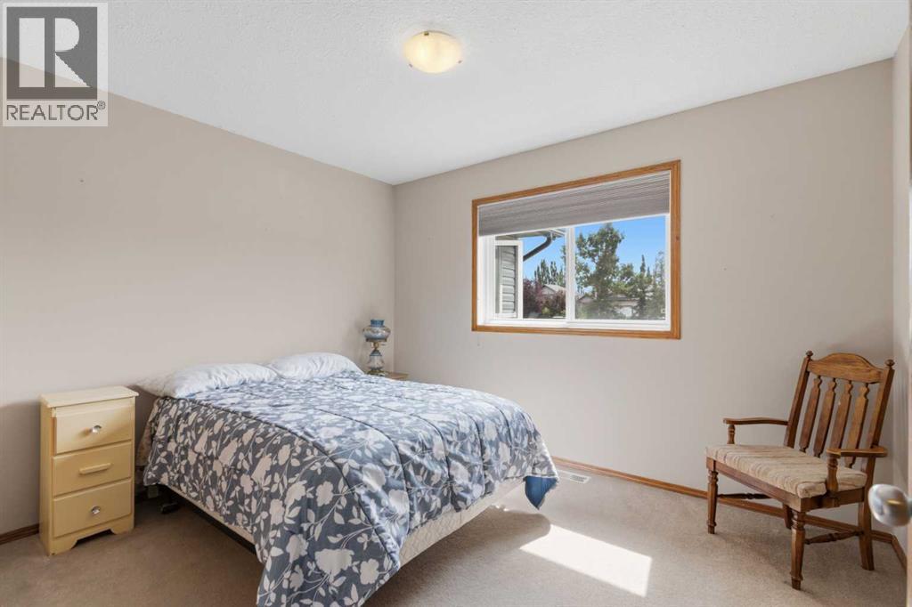 499 Highland Close - 24