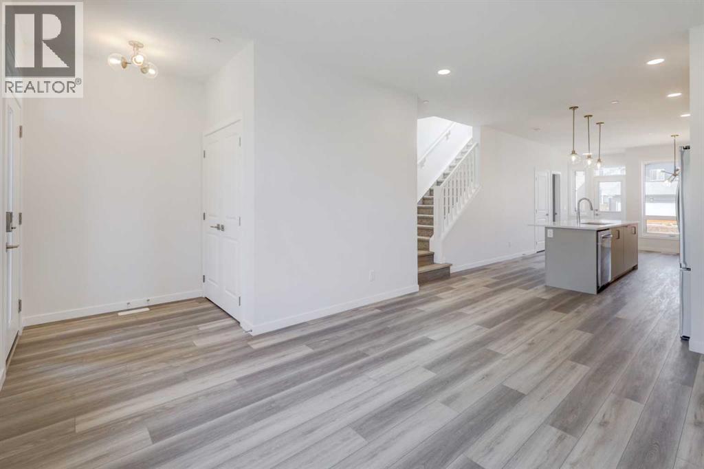 99 Herron Walk NE, Livingston, Calgary photo 4