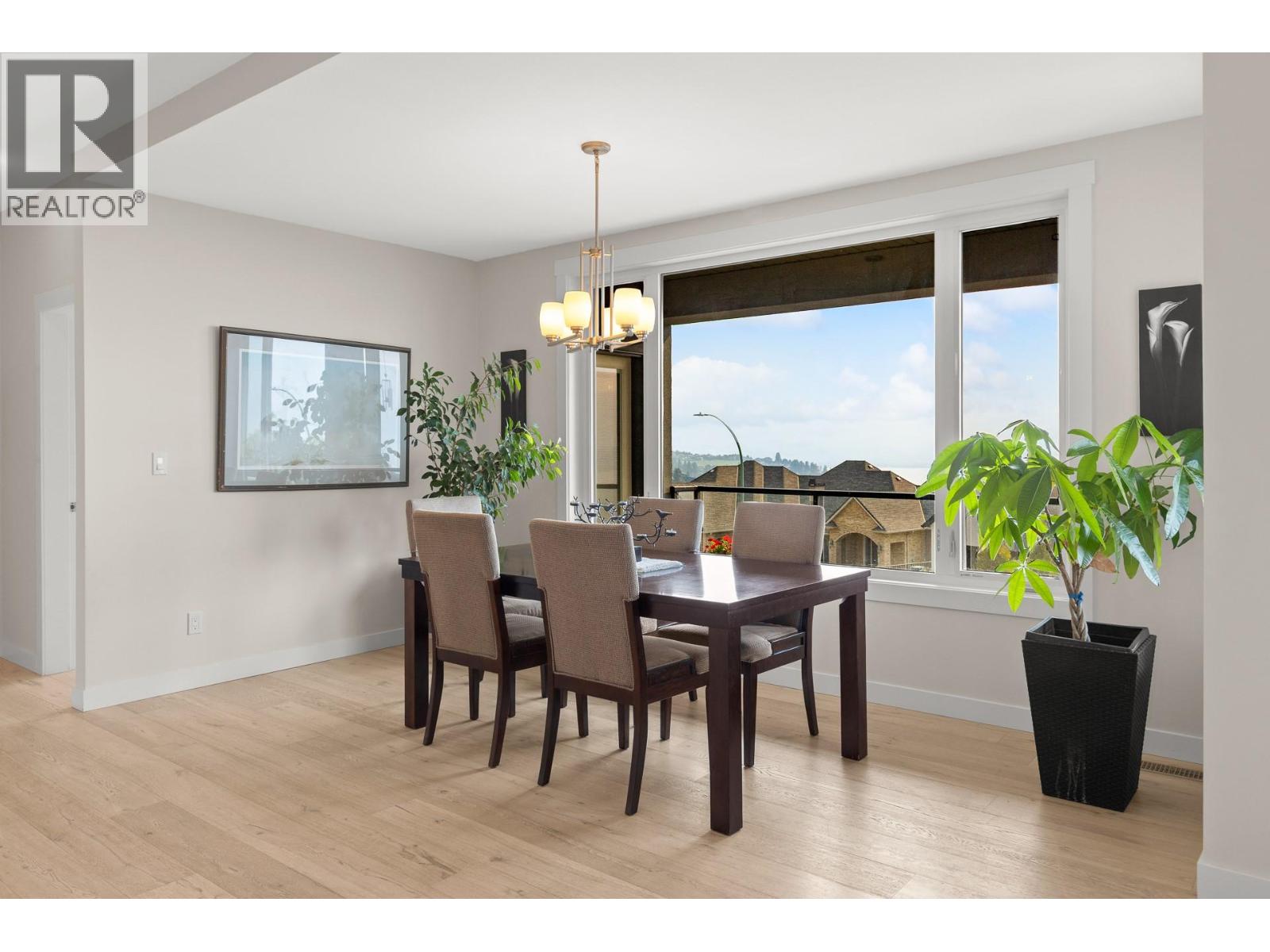  1534 GREGORY Road, West Kelowna